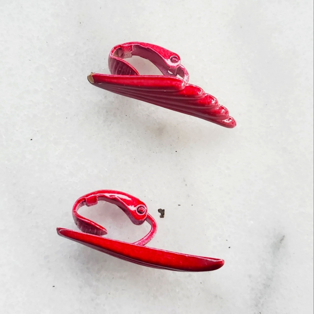 #X7 Vintage 80s Fashion Jewelry Women's Earrings Pink Vintage Clip Ons